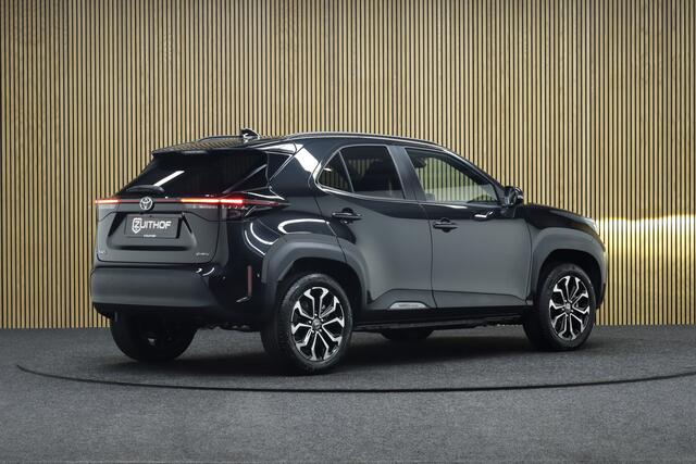 Toyota YARIS Cross 1.5 Hybrid 130 Dynamic + Comfort Pack | MY2026 | Adaptive-cruise | Camera | Clima | Apple Carplay & Android Auto | Navigatie | Keyless | Parkeerhulp | Stoel & Stuurverwarming | Dodehoekdetectie