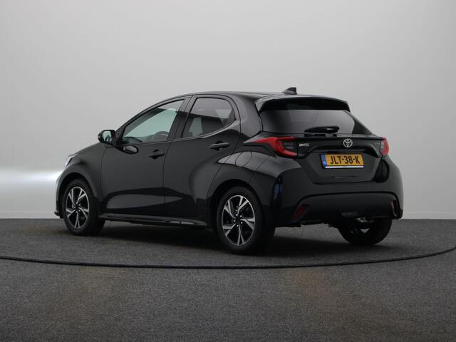 Toyota YARIS 1.5 Hybrid 115 Dynamic | Stoel en Stuurverwarming | Climate Control | Adaptieve Cruise Control | Achteruitrijcamera |