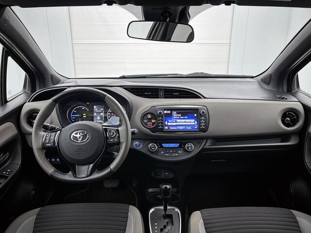 Toyota YARIS 1.5 Hybrid Bi-Tone