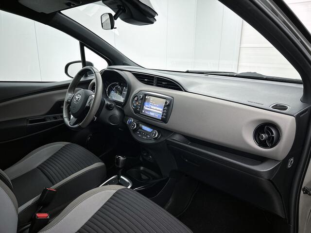 Toyota YARIS 1.5 Hybrid Bi-Tone