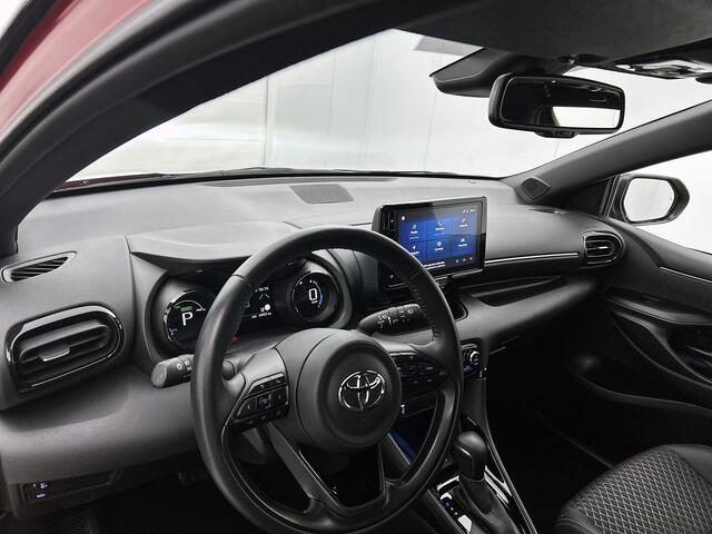 Toyota YARIS 1.5 Hybrid Executive | Parkeersensoren | Navigatie |
