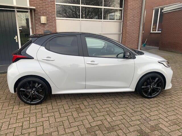 Toyota YARIS 1.5 Hybrid GR Sport