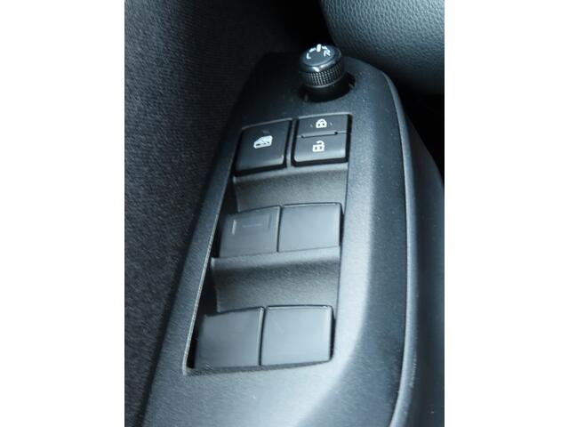 Toyota YARIS Mazda 2 Hybrid 1.5 Agile Stuur- en Stoelverwarming l Apple Carplay/ Android auto l Keyless l Automaat l Parkeercamera l Cruise control l