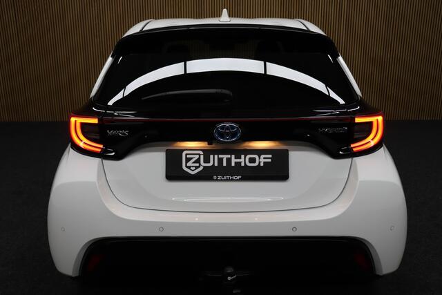 Toyota YARIS 1.5 Hybrid Executive | Adaptive-cruise | Afneembare Trekhaak | Camera | Clima | Leder | Keyless | Navigatie | Apple Carplay & Android Auto | Stoelverwarming | Dodehoekdetectie