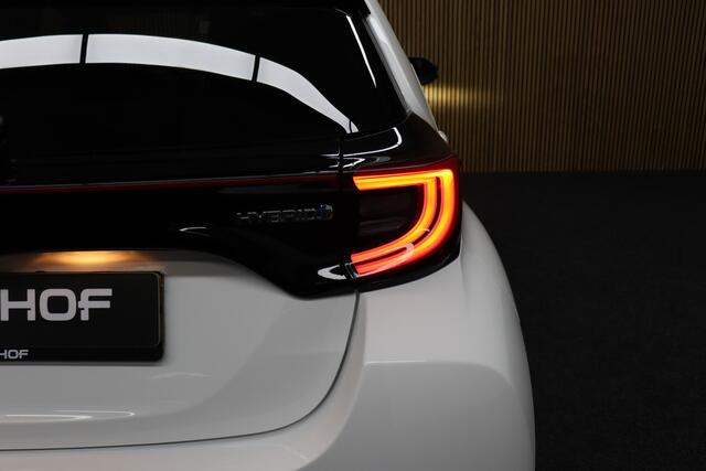 Toyota YARIS 1.5 Hybrid Executive | Adaptive-cruise | Afneembare Trekhaak | Camera | Clima | Leder | Keyless | Navigatie | Apple Carplay & Android Auto | Stoelverwarming | Dodehoekdetectie