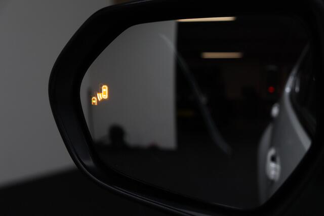 Toyota YARIS 1.5 Hybrid Executive | Adaptive-cruise | Afneembare Trekhaak | Camera | Clima | Leder | Keyless | Navigatie | Apple Carplay & Android Auto | Stoelverwarming | Dodehoekdetectie