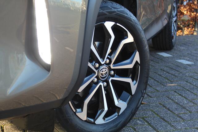 Toyota YARIS Cross 1.5 Hybrid Dynamic | Rijklaar | Trekhaak | Apple/Android | Keyless | LED | Navi | Camera | NL-auto | Dealer onderhouden
