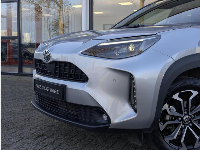 Toyota YARIS Cross 1.5 Hybrid 115 Dynamic | Stoel- stuurverwarming | Keyless | Camera | PDC V+A | ACC | 10,5" Multimedia
