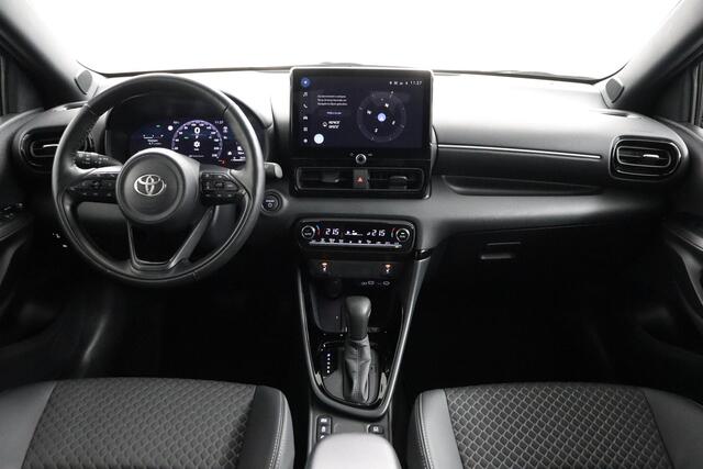 Toyota YARIS 1.5 Hybrid 130 Executive | Stoel/Stuurverwarming | Parkeersensoren | Apple Carplay/Android Auto |