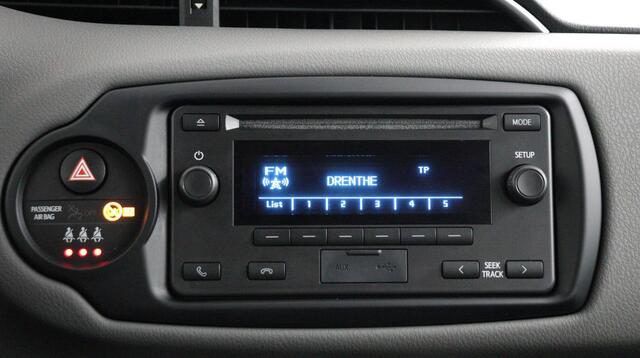 Toyota YARIS 1.0 VVT-i Comfort | Cruise Control | Airco | All seasons |