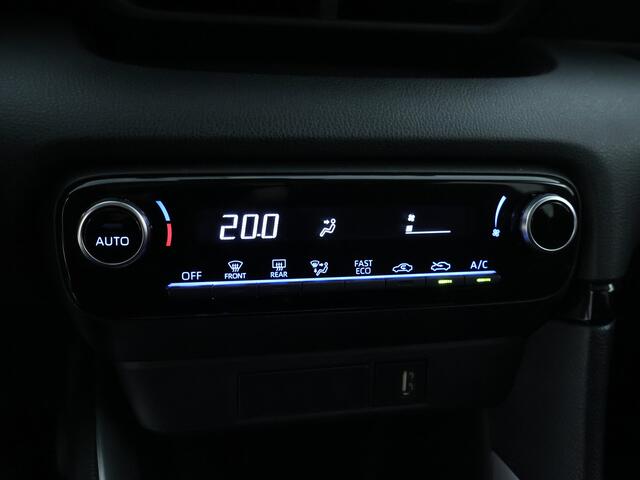 Toyota YARIS 1.5 Hybrid Dynamic | Apple CarPlay | Android Auto |