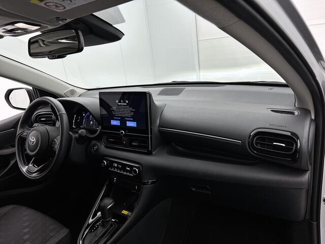 Toyota YARIS 1.5 Hybrid 115 Dynamic | BTW Voertuig | Stoelverwarming | Draadloos laden |