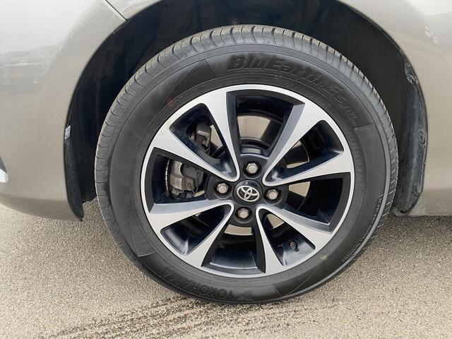 Toyota YARIS 1.5 VVT-i Active Zeer nette NL-auto, boekjes compleet, lage KM stand! Achteruitrij camera, cruise control, start/stop systeem, centrale deurvergrendeling