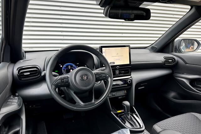 Toyota YARIS Cross 1.5 Hybrid 130 Team-Player NIEUW Safety+ Winter-Pakket