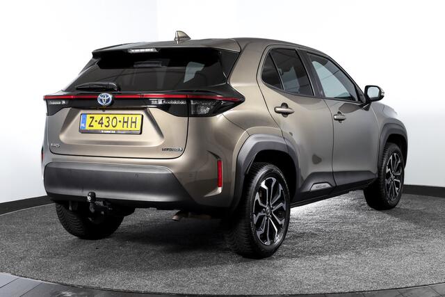 Toyota YARIS Cross 1.5 Hybrid Dynamic - Automaat | Winterpakket | Trekhaak | Dig. Cockpit | Adapt. Cruise | PDC | Camera | NAV + App. Connect | ECC | DAB | LM 17" |