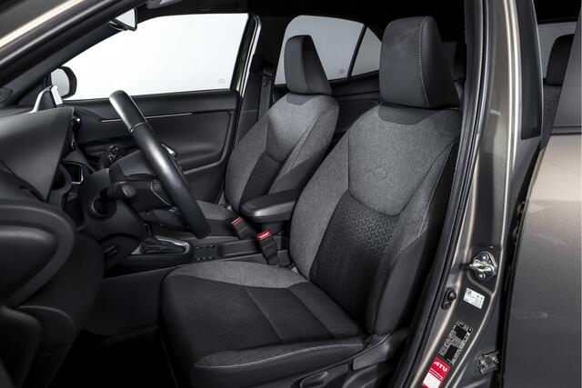 Toyota YARIS Cross 1.5 Hybrid Dynamic - Automaat | Winterpakket | Trekhaak | Dig. Cockpit | Adapt. Cruise | PDC | Camera | NAV + App. Connect | ECC | DAB | LM 17" |