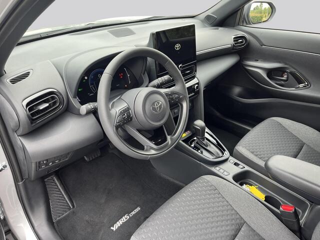 Toyota YARIS Cross 1.5 Hybride 130 pk Black Edition, Safety + Winter pakket.