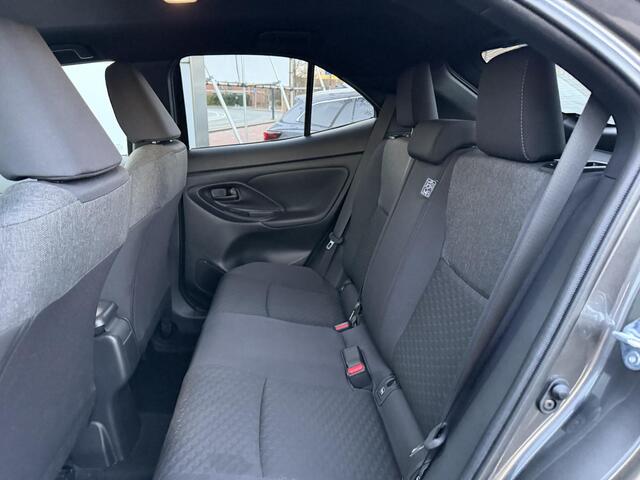 Toyota YARIS Cross 1.5 Hybrid 115 Dynamic | Navigatie | Apple Carplay & AndroidAUTO | Stuur & Stoelverwarming|