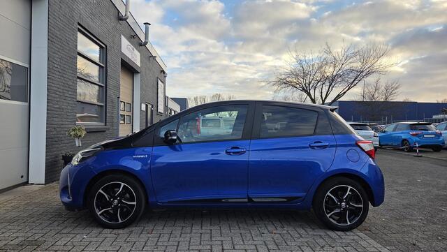Toyota YARIS 1.5 Hybrid Bi-Tone Plus | 1e EIGENAAR | DEALER ONDERHOUDEN