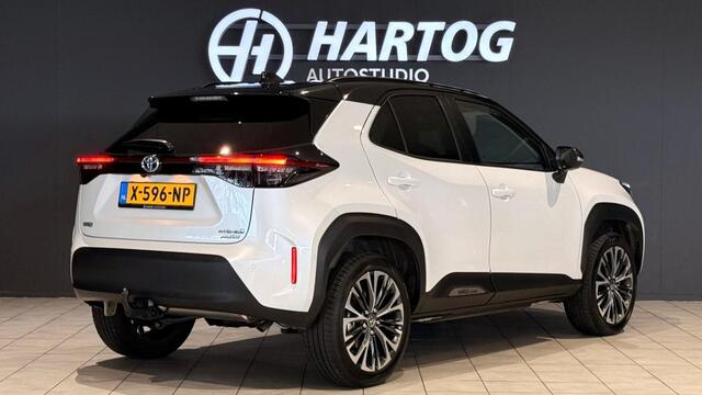 Toyota YARIS Cross 1.5 Hybrid Executive AWD + 360 CAMERA / DODEHOEKDETECIE / TREKHAAK