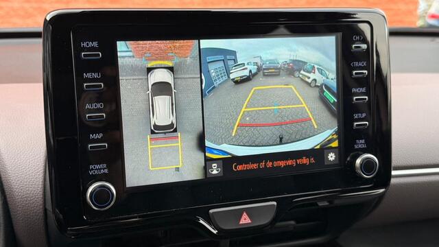 Toyota YARIS Cross 1.5 Hybrid Executive AWD + 360 CAMERA / DODEHOEKDETECIE / TREKHAAK