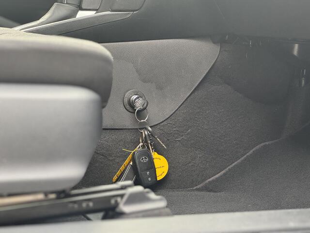 Toyota YARIS Cross 1.5 Hybrid 115 Dynamic Bearlock, Apple/Android, Cruise control, Camera , All-in Rijklaarprijs