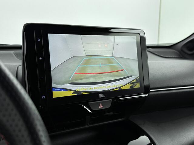 Toyota YARIS Cross 1.5 Hybrid GR Sport | blind spot | Parkeersensoren voor en achter | Elektrische achterklep |