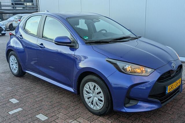 Toyota YARIS 1.5 Hybrid 115 Comfort Achteruitrijcamera, Navigatie met Apple Carplay & Android Auto