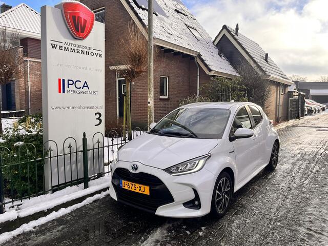 Toyota YARIS 1.5 Hybrid First Edition