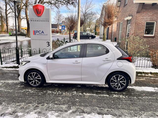Toyota YARIS 1.5 Hybrid First Edition
