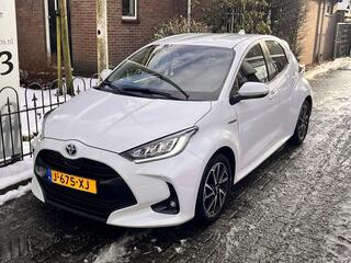 toyota-yaris-1.5-hybrid-first-editi