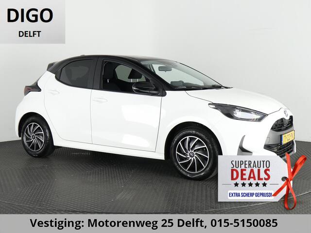 Toyota YARIS 1.5 HYBRID AUTOMAAT BLACK & WHITE GARANTIE 8-2033 NAVIGATIE.CLIMA.CRUISE
