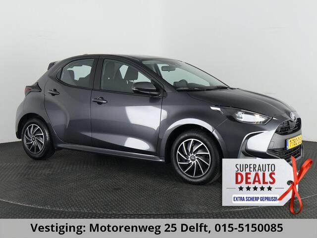 Toyota YARIS 1.5 HYBRIDE GRAYLINE NAVIGATIE GARANTIE TOT 2033 ! CAMERA.CRUISE. CLIMA.ALS NIEUW !