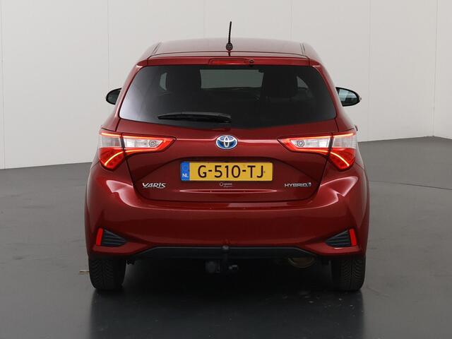 Toyota YARIS 1.5 Hybrid Dynamic | Trekhaak | Parkeercamera | Climate Control | Cruise Control |