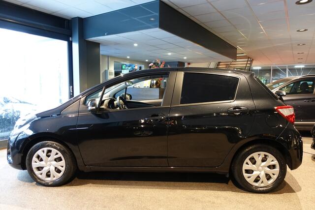 Toyota YARIS 1.5 VVT-i Active | Camera | Navi | Cruise Control | NAP |