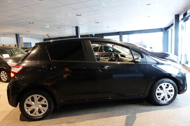 Toyota YARIS 1.5 VVT-i Active | Camera | Navi | Cruise Control | NAP |