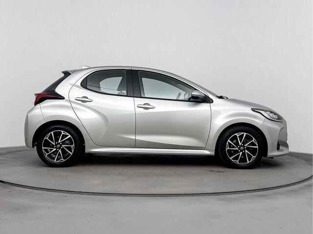 Toyota YARIS 1.5 Hybrid Dynamic | Applecarplay | Airco | achteruitrijcamera |