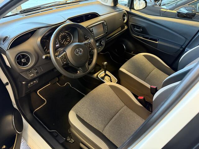 Toyota YARIS 1.5 Hybrid Y20 Exclusive Edition