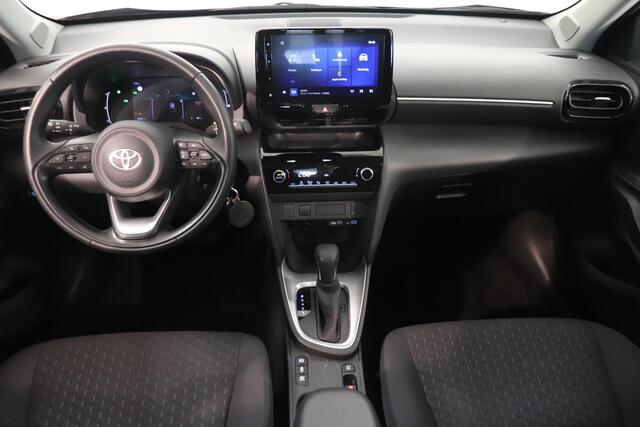 Toyota YARIS Cross 1.5 Hybrid 115 Active | Camera | Adaptieve Cruise control | Climate control | AppleCarplay AndroidAuto Navigatie | Lichtmetaal |