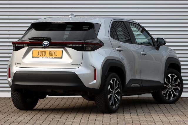 Toyota YARIS Cross 1.5 Hybrid Team-D Safety + Winter-pakket