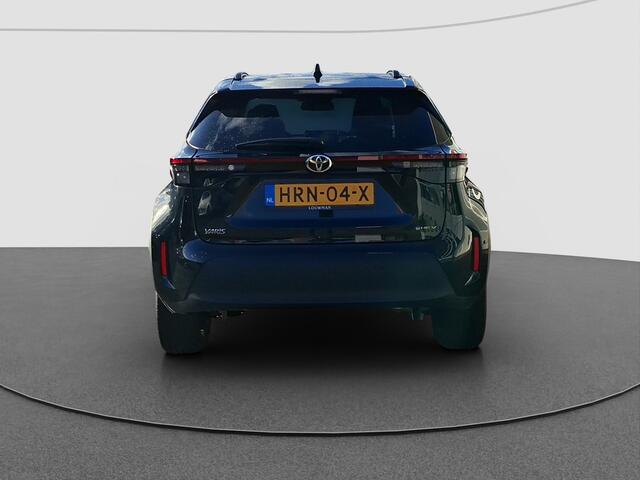 Toyota YARIS Cross 1.5 Hybrid 115 Dynamic + Comfort Pack | Apple Carplay/Android Auto | Parkeersensoren Voor/Achter | Voorstoelen Verwarmd | Stuurwiel Verwarmd | Parkeercamera Achter |