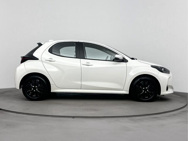 Toyota YARIS 1.5 Hybrid Active Limited | Parkeercamera | Climate Control | Adaptive Cruise Control