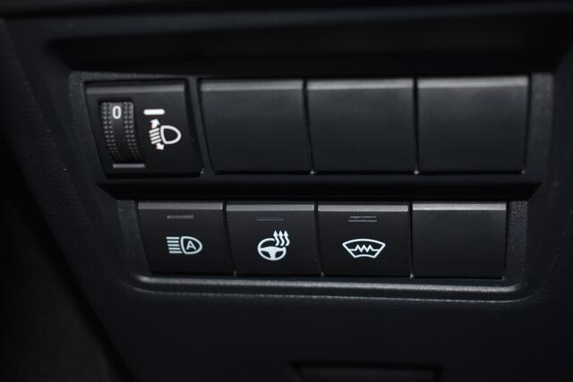 Toyota YARIS Cross 1.5 Hybrid 115 Dynamic Limited 116pk | Stuurverwarming | Stoelverwarming | Keyless entry |