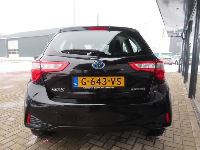 Toyota YARIS 1.5 Hybride Active Ecc Cruise Navi Camera 2020