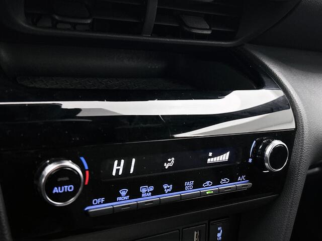 Toyota YARIS Cross 1.5 Hybrid Dynamic | Stoelverwarming | Achteruitrijcamera |