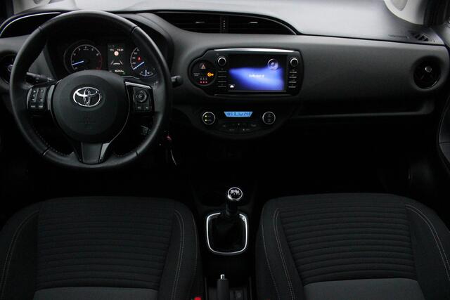 Toyota YARIS 1.5 VVT-i Aspiration Navigatiesysteem | Klimaat Control | Cruise Control