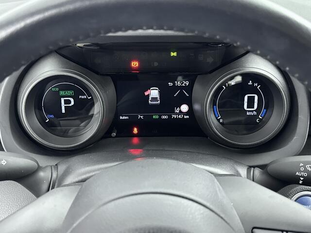 Toyota YARIS 1.5 Hybrid Dynamic | 16" Lichtmetalen velgen | Apple Carplay / Android Auto | Parkeercamera | Keyless Entry/Start |