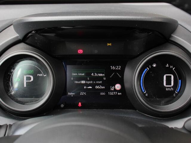 Toyota YARIS Cross 1.5 Hybrid Active Climate control Cruise control Parkeersensoren achter Achteruitrij camera Apple Carplay/ Android Auto