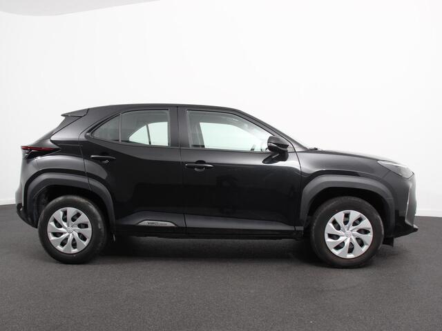 Toyota YARIS Cross 1.5 Hybrid Active Climate control Cruise control Parkeersensoren achter Achteruitrij camera Apple Carplay/ Android Auto