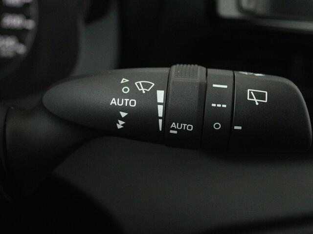 Toyota YARIS 1.5 Hybrid 115 Active | All-season banden |